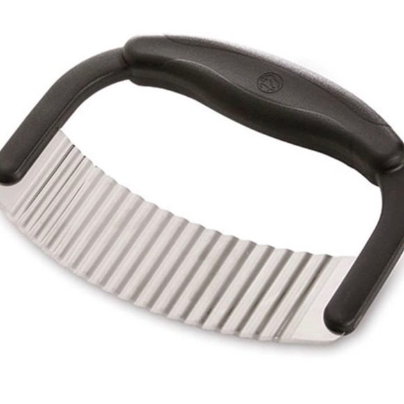 Pampered chef crinkle cutter - Picture 3 of 3